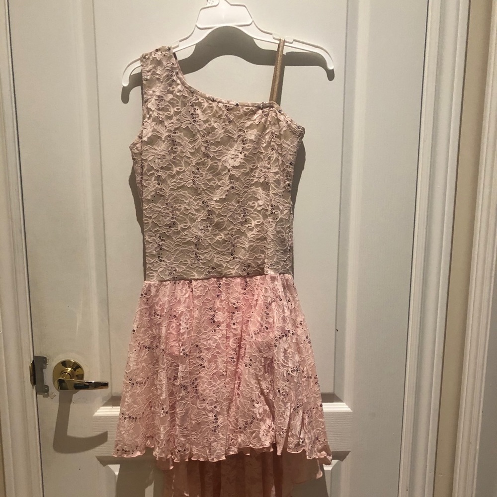 Competitive dance costume